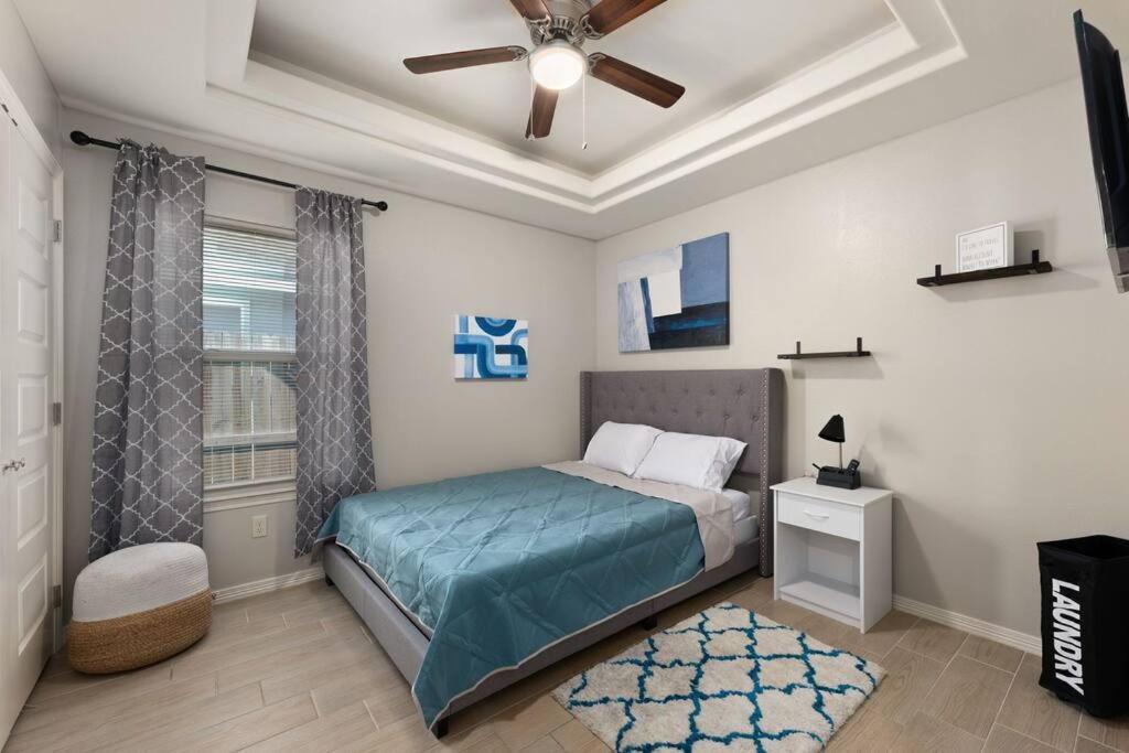 Cozy 3 Bed 2 Bath Apartment, Near Shopping Plazas, Expressway And Free Parking Единбург Екстер'єр фото