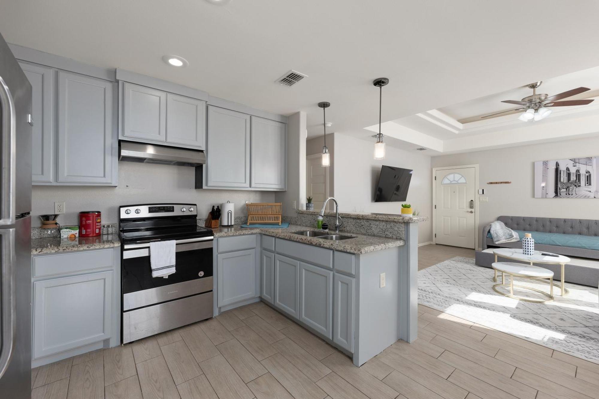 Cozy 3 Bed 2 Bath Apartment, Near Shopping Plazas, Expressway And Free Parking Единбург Екстер'єр фото